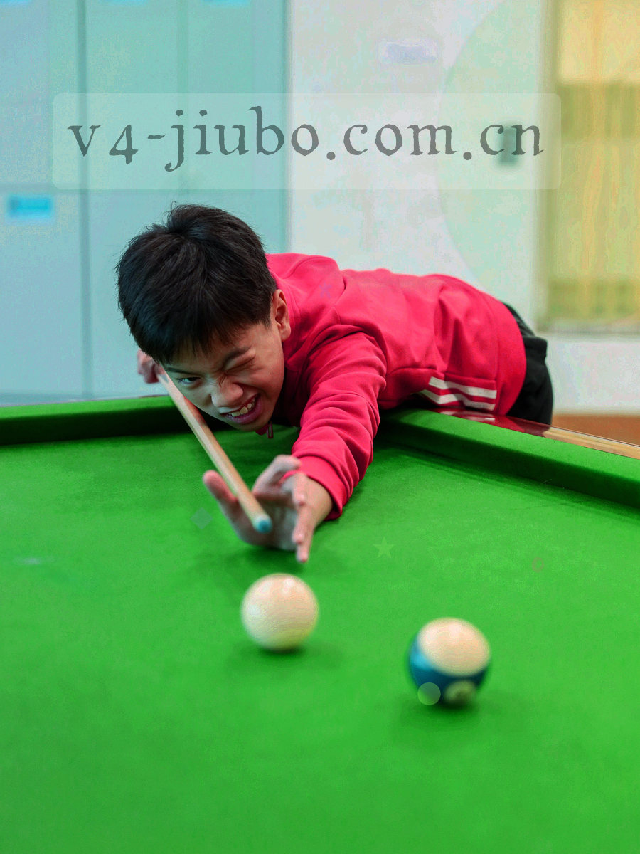 手机界面中的帮助文档折叠目录、规则摘要与底部回访入口快捷带，四个步骤以编号依次标注